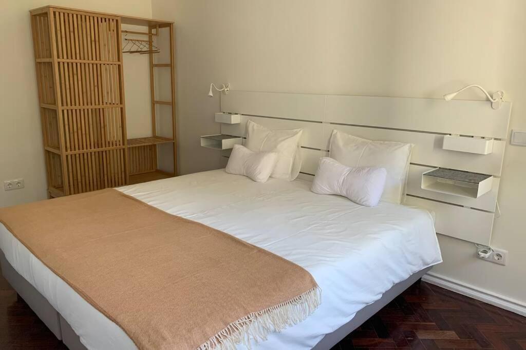 Casa Do Largo Sardinha - Very Central Apartment With Ac Lisboa Eksteriør bilde